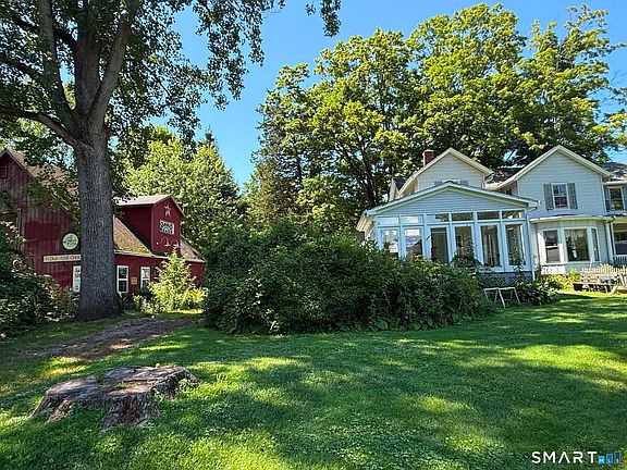 3rd image of 134 Pleasant Street
