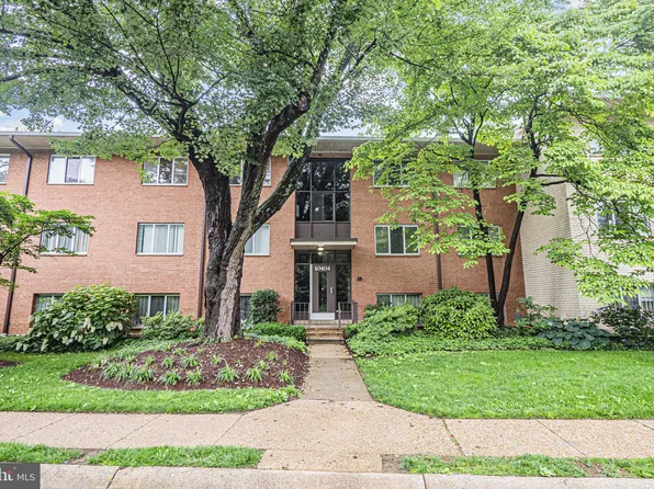 10404 Rockville Pik #401, Rockville, MD 20852