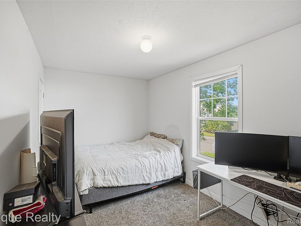 15346 Enchante Dr, photo 21