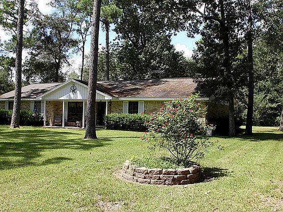 4th image of 136 Oak Manor Dr