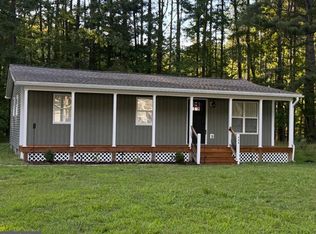 369 Circle Ln, Colonial Beach, VA 22443