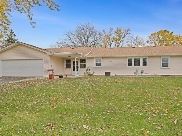 107 South St, Monroe Center, IL 61052