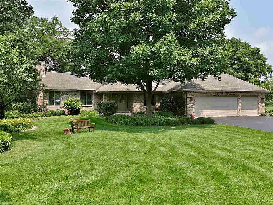 1st image of 2506 E Bourbonnais Pl
