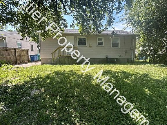 2nd image of 1227 Walker Ave