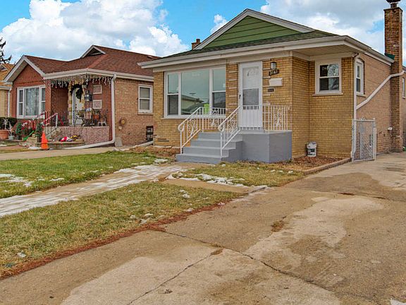 3rd image of 3161 W 100th St