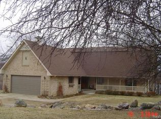 5910 Ludwig Rd, Oxford, MI 48371