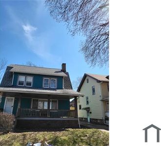 16196 Helmsdale Rd, East Cleveland, OH, 44112