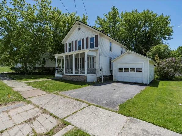 213 N Clinton St, Carthage, NY 13619