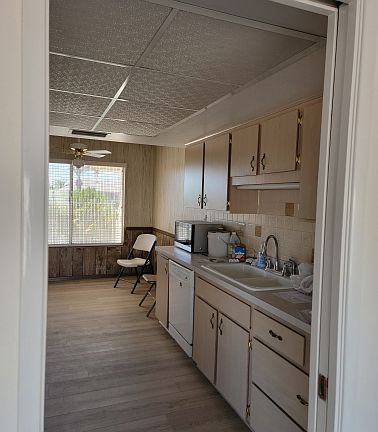 4th image of 9526 Briarwood Cir N