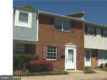 1st image of 27 Heritage Ct