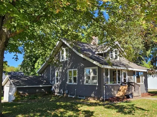 411 1st St, Albany, MN 56307