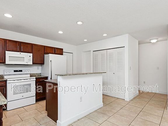 3rd image of 3525 NW 114th Ln #3525