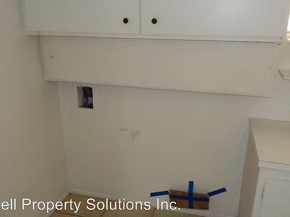 5th image of 6049 E Des Moines St