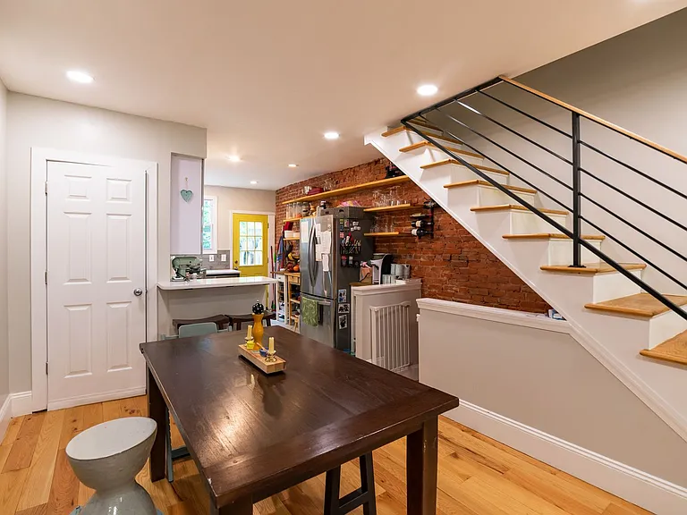 2042 E Fletcher St — Photo 4
