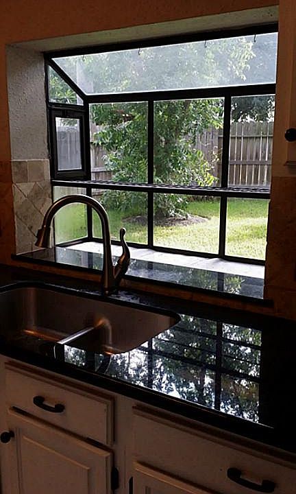 1st image of 15302 Evergreen Knoll Ln