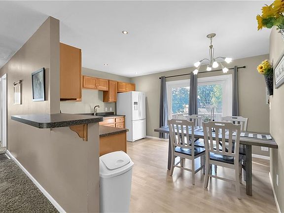 3rd image of 5406 Cranberry Hill Cir
