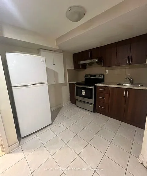 39 Briarglen Ct #BASEMENT — Photo 4