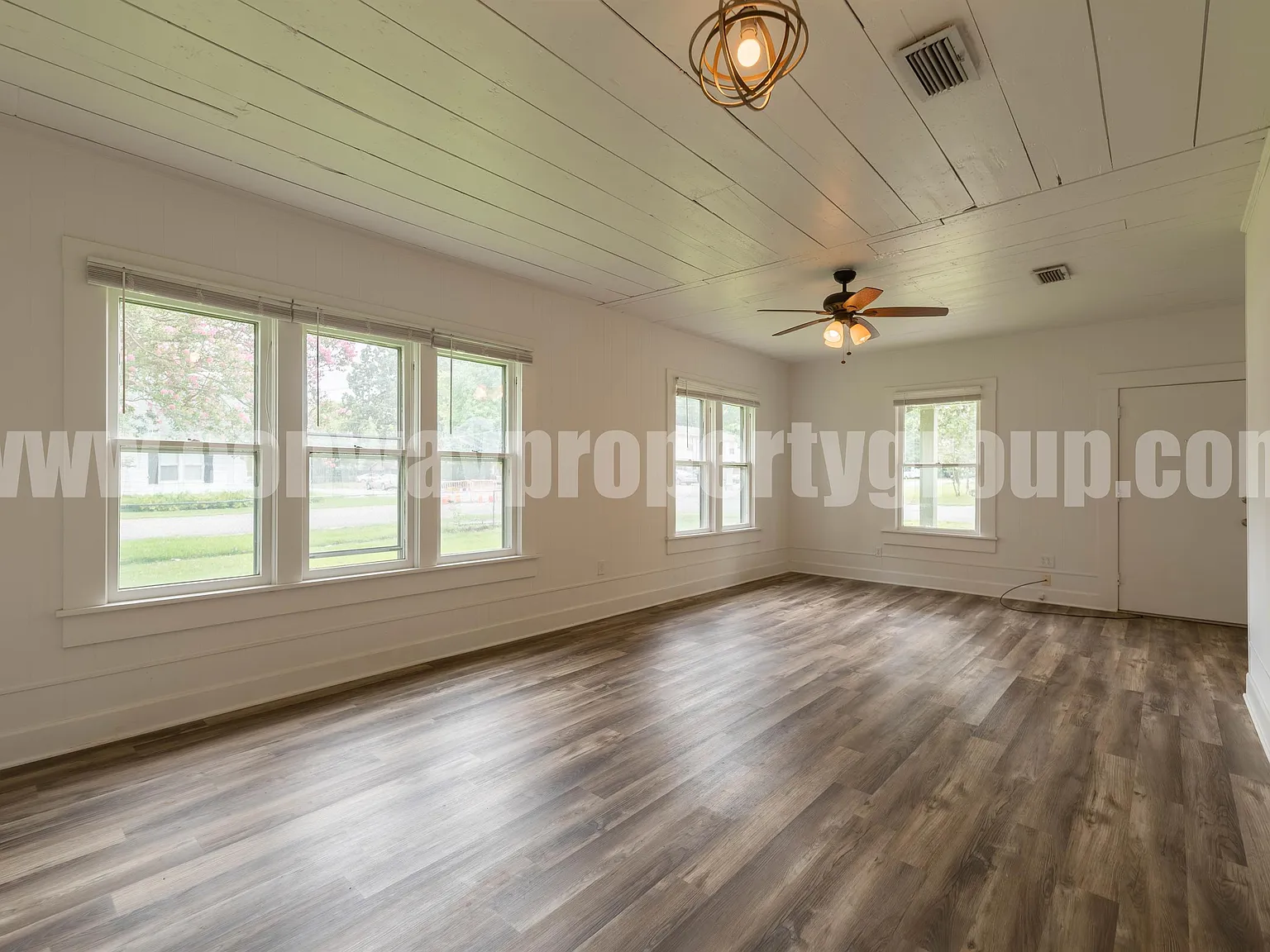 1404 Clifton Street - 1404 — Photo 3