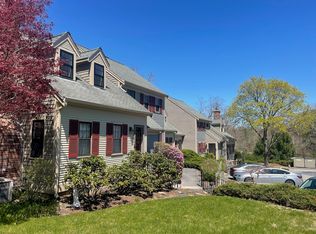 45 West Rd APT 2F, Orleans, MA 02653