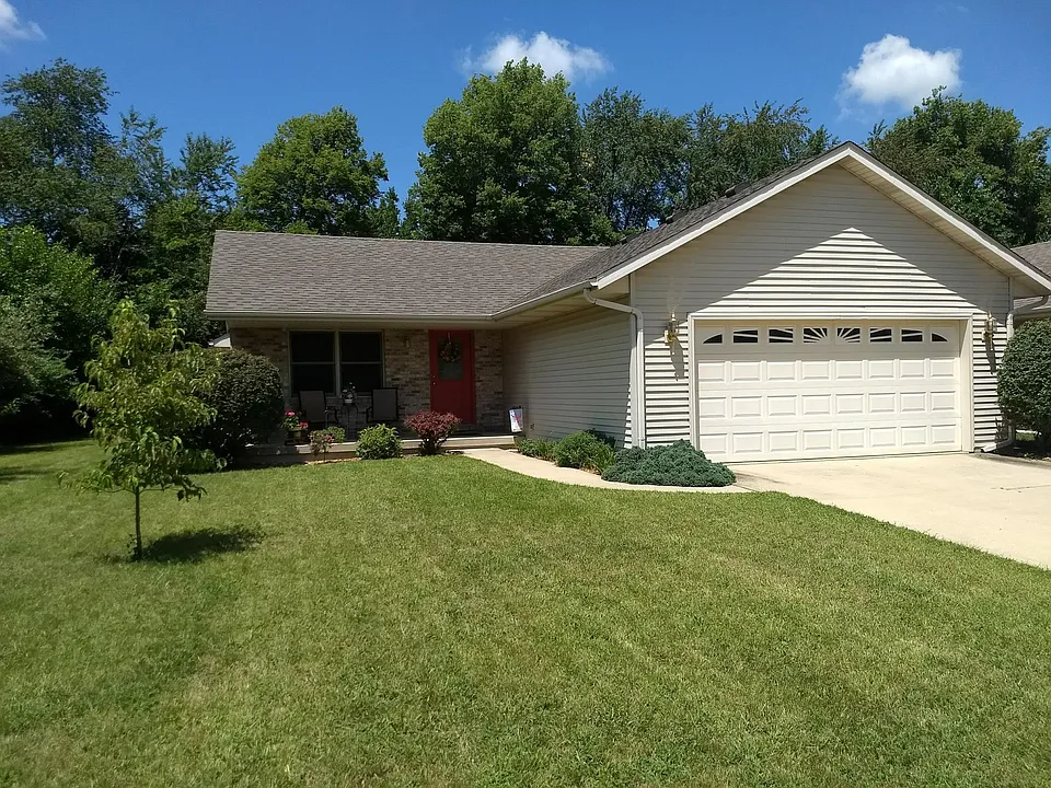 4683 Barrington Dr