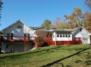 50 Old River Rd, Scottsville, KY 42164