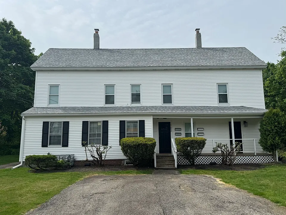102 Central St #2