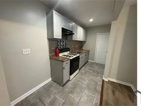 29 Taylor St Floor 2, Newark, NJ 07104