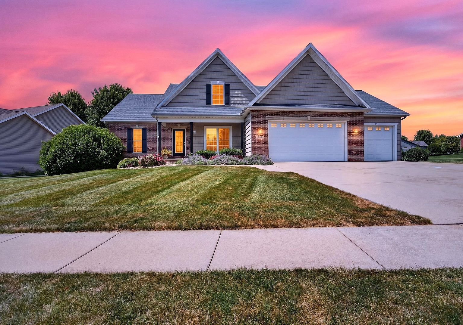 3101 Carrington Ln — The Den at Fox Creek