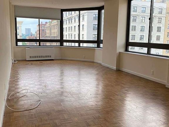 4th image of 225 W 83rd St APT 11F