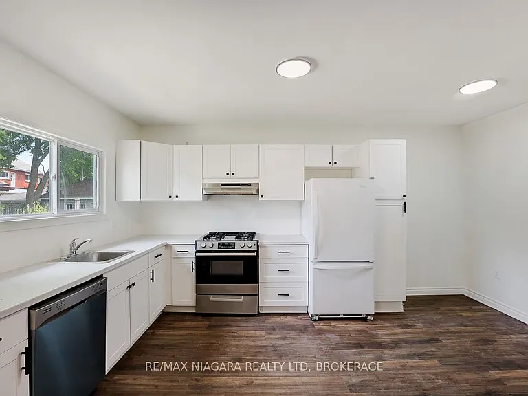 20 Randolph St — Photo 13