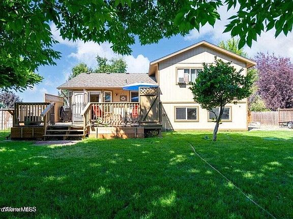 3rd image of 2040 N Westwind Dr