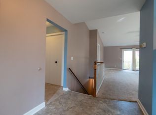 17509 Meadow Wood Rd, Spring Lake, MI 49456