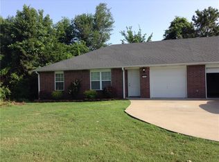 2154 Kristy Ln, Siloam Springs, AR 72761