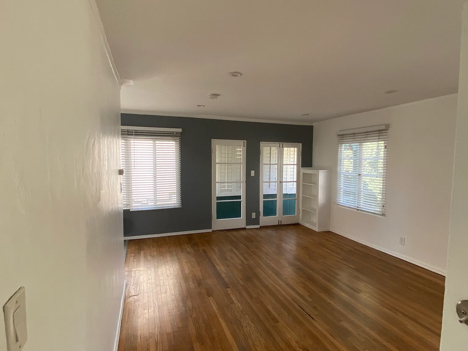 Studio, 625 sqft, $2,195 — Photo 3