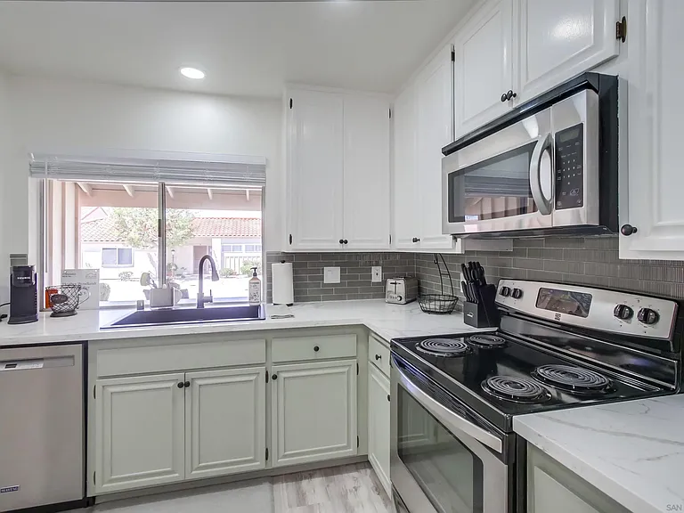 17464 Plaza Cerado #84 — Photo 7