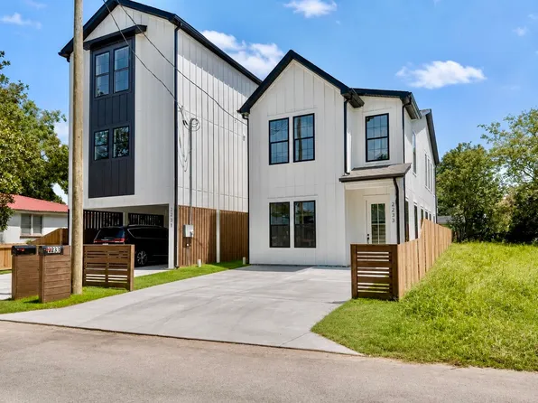2233 Clinton St, North Charleston, SC 29405