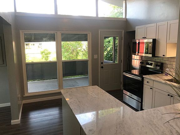 3rd image of 48 Fernhill Ave