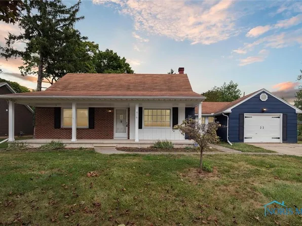916 Corey St, Maumee, OH 43537