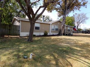 804 S Elm St, Kemp, TX 75143