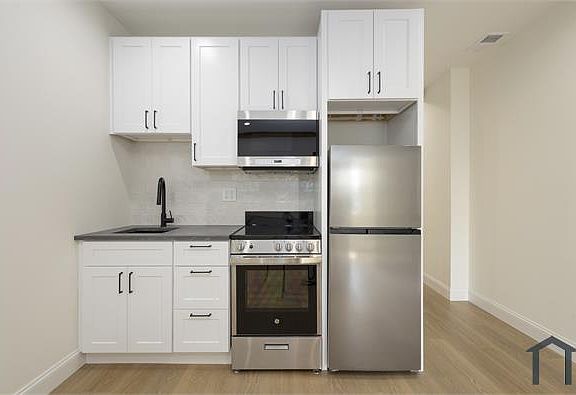 3rd image of 5813 Willows Ave #3F