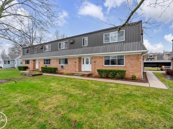1606 Oakland St #B-9, Saint Clair, MI 48079