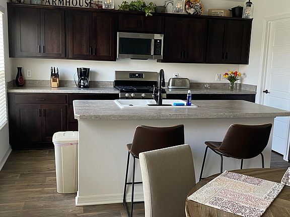 2nd image of 3109 Ely Cir