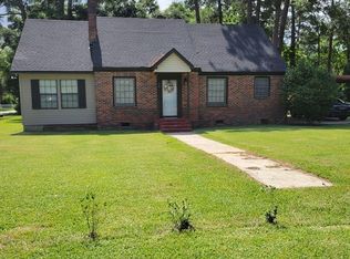 389 Stewart St SW, Pelham, GA 31779