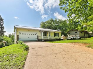 8606 Ridge Rd, Dittmer, MO 63023