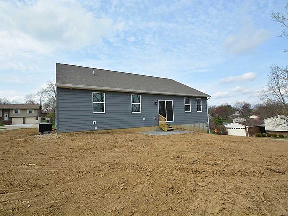 5th image of 3101 Edge Mar Dr