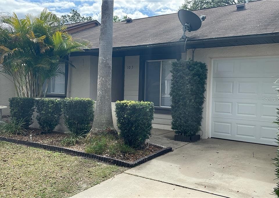 1st image of 105 Sand Pine Cir