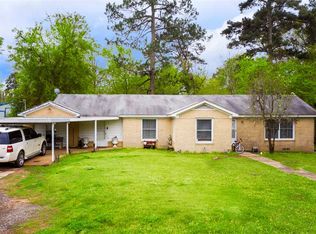 1409 W Tyler St, Gilmer, TX 75644