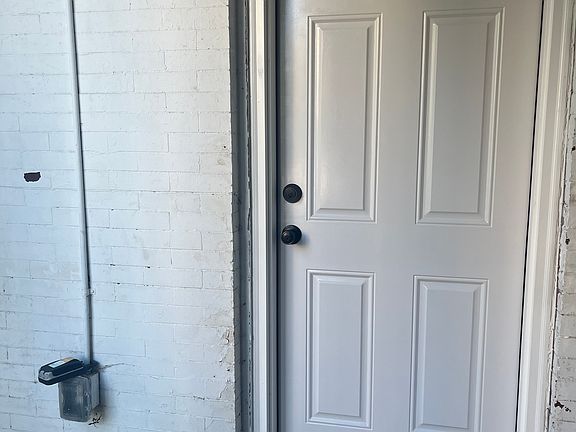 5th image of 3625 W Shakespeare Ave #B