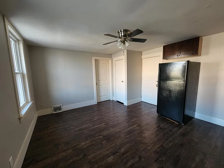 511 E Cherry St #3 — Photo 2