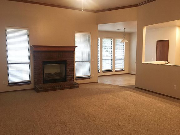 2nd image of 1400 NW 180th St